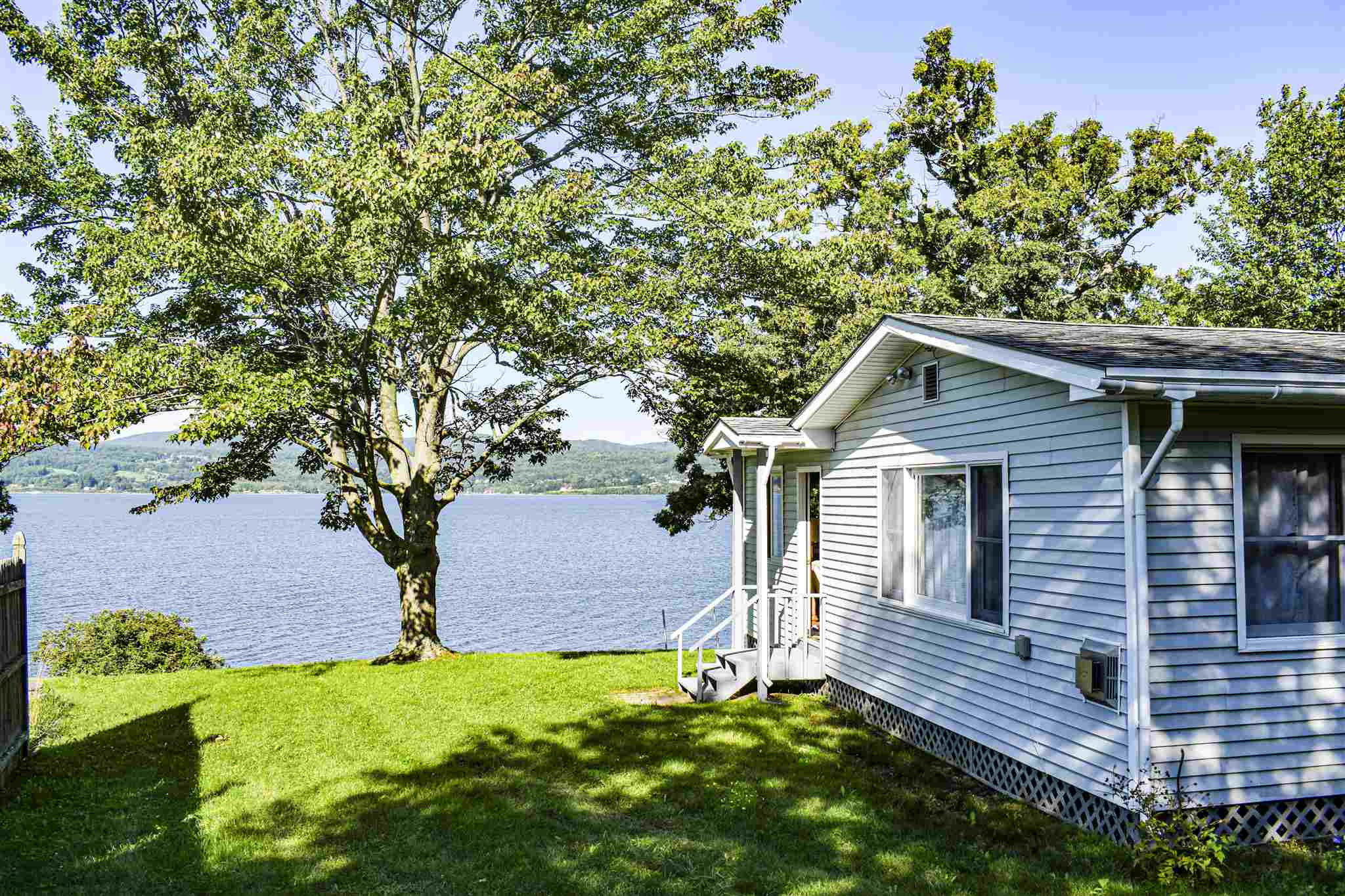 430 Stillmeadow Lane Addison, VT 05491 - Photo 7 of 36