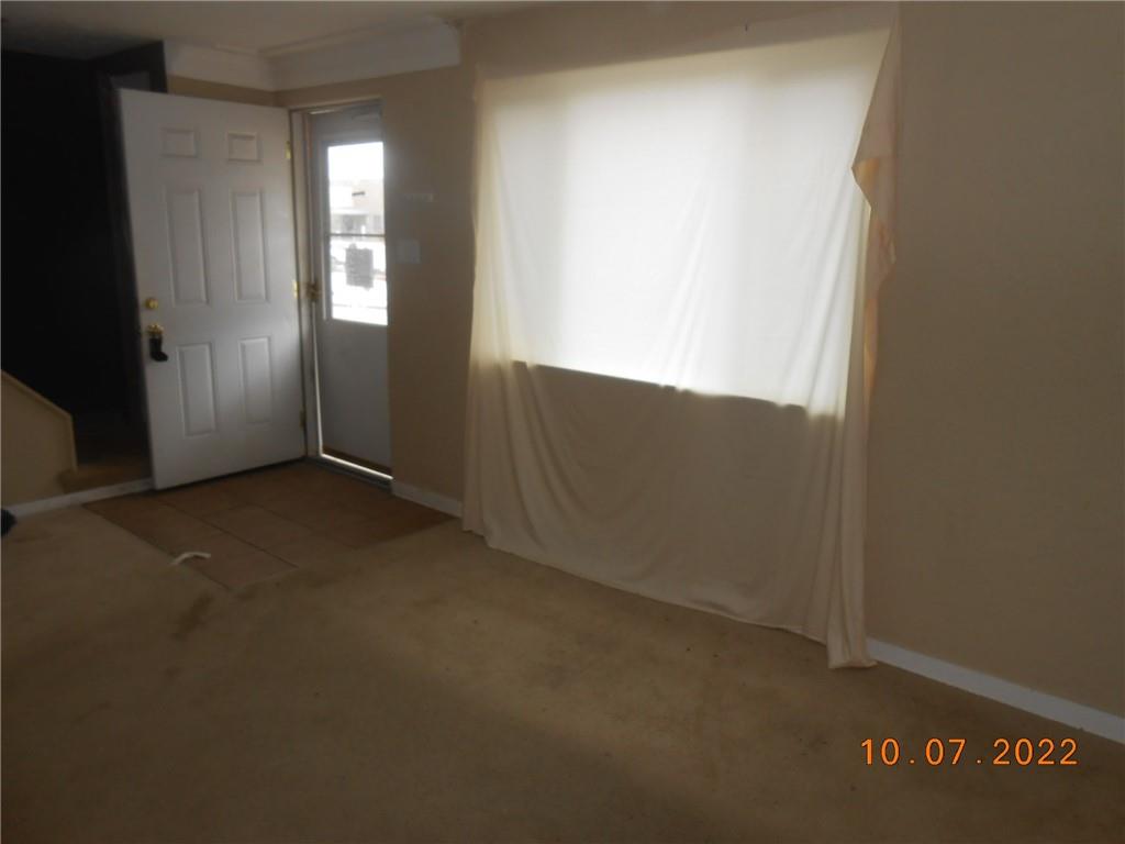 77 Duff Road Pittsburgh, PA 15235 - Photo 11 of 13