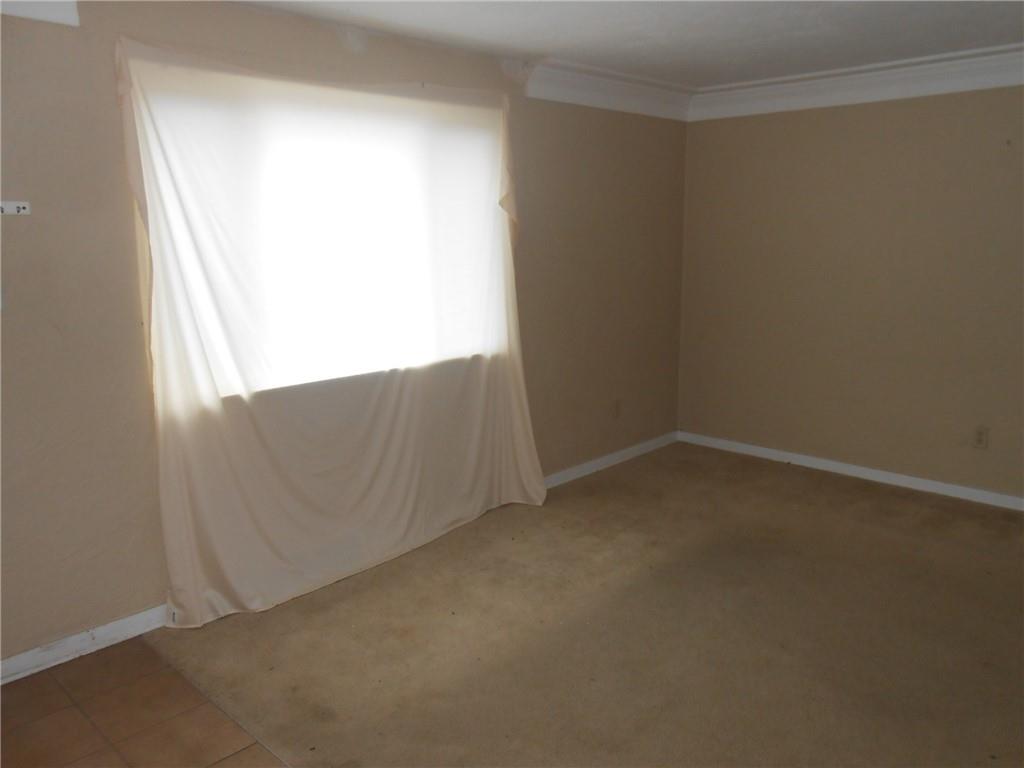 77 Duff Road Pittsburgh, PA 15235 - Photo 12 of 13