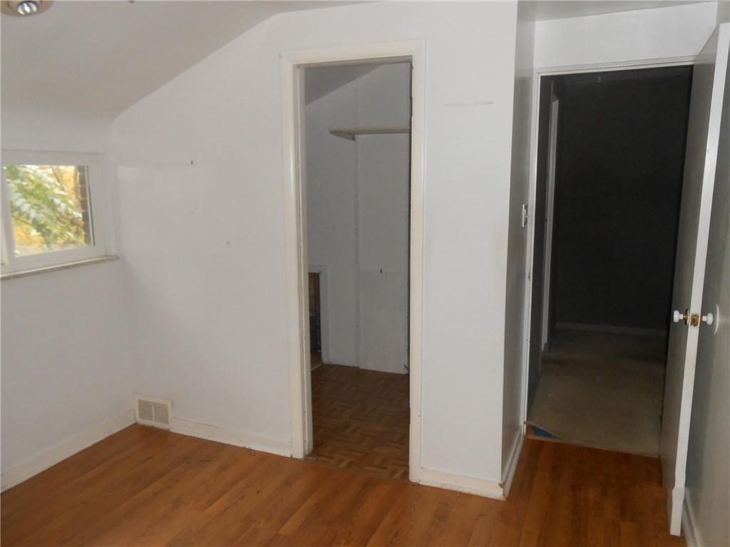 77 Duff Road Pittsburgh, PA 15235 - Photo 4 of 13