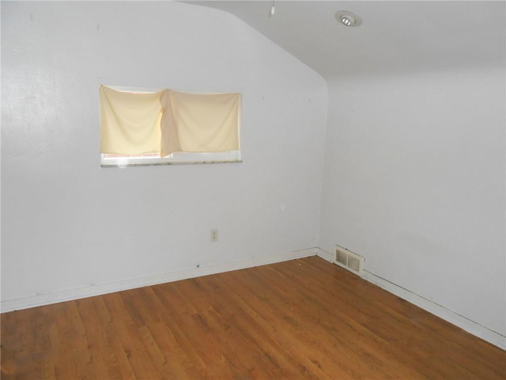 77 Duff Road Pittsburgh, PA 15235 - Photo 5 of 13