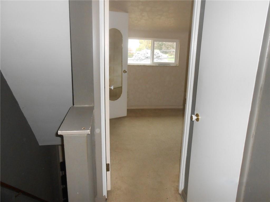 77 Duff Road Pittsburgh, PA 15235 - Photo 8 of 13