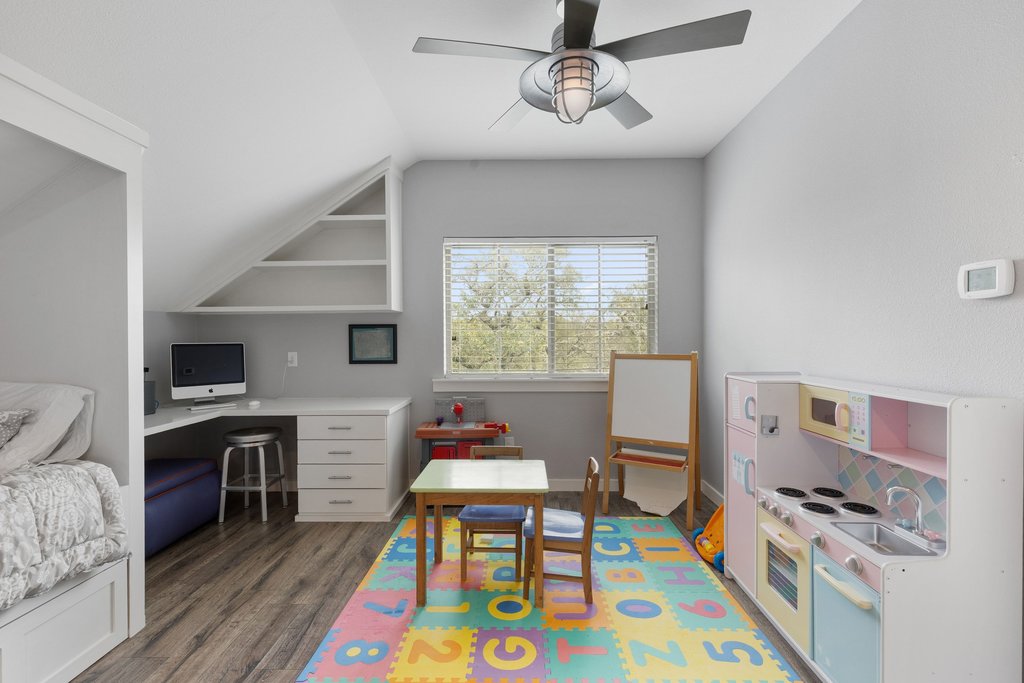 350 Buffalo Spring Road New Braunfels, TX 78132 - Photo 25 of 32 Guest house upstairs bunk/flex room