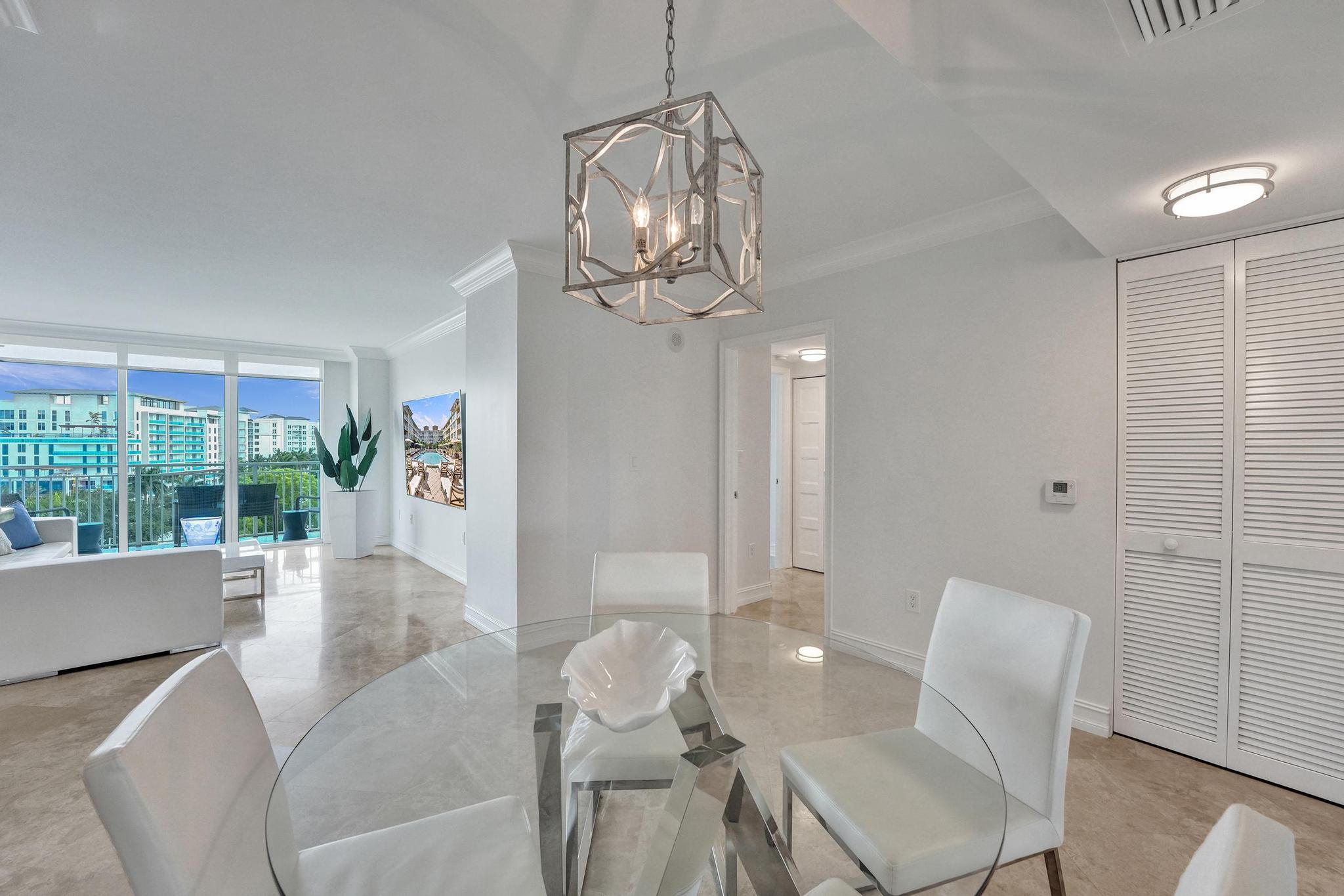 99 Southeast Mizner Boulevard, Unit 719 Boca Raton, FL 33432 - Photo 6 of 30 Dining Room