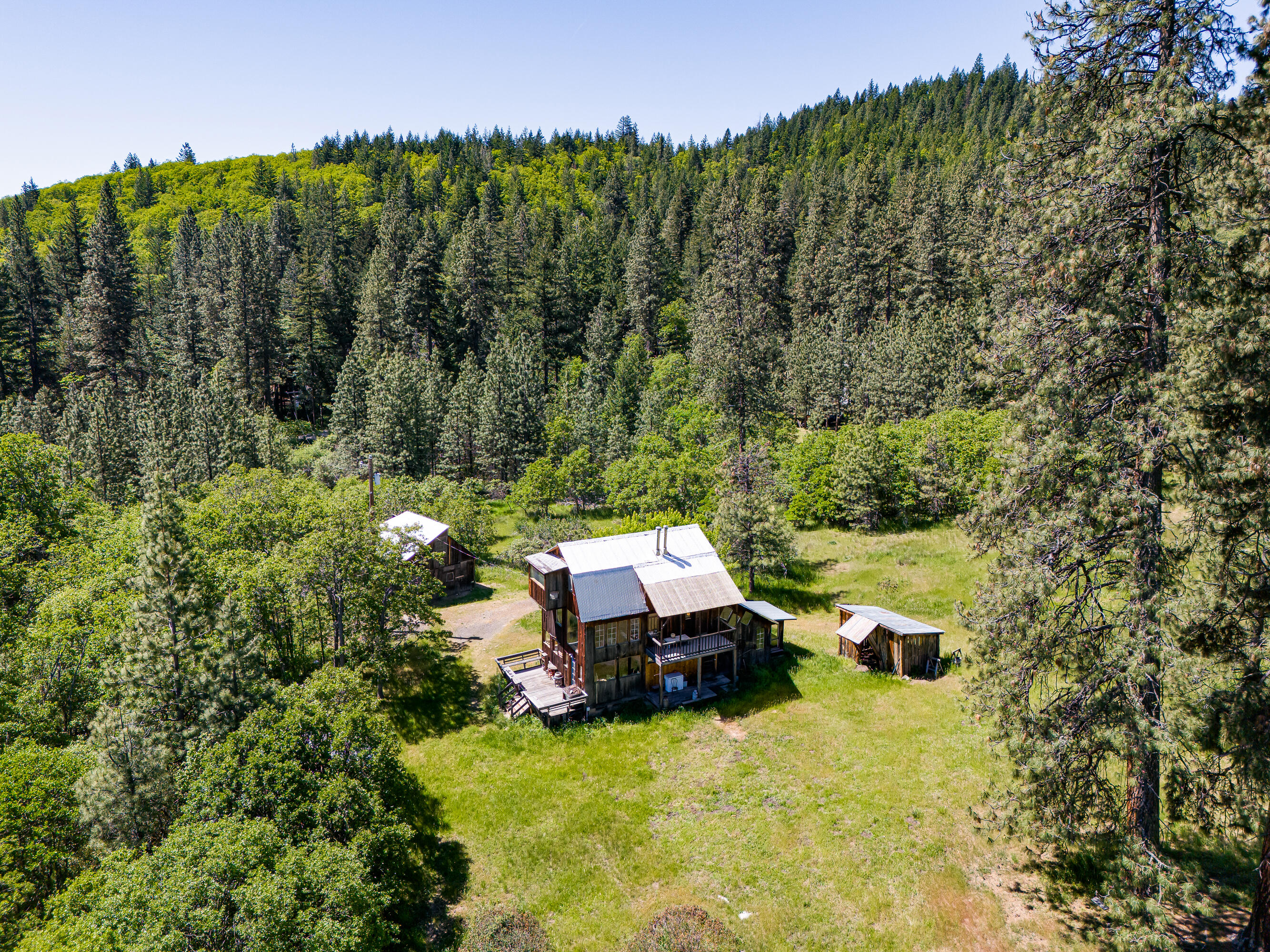 1720 Colestin Road Ashland, OR 97520 - Photo 46 of 52 12