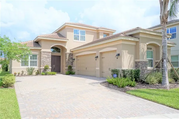$2,995 | 30835 Spruceberry Court, Wesley Chapel, FL 33543