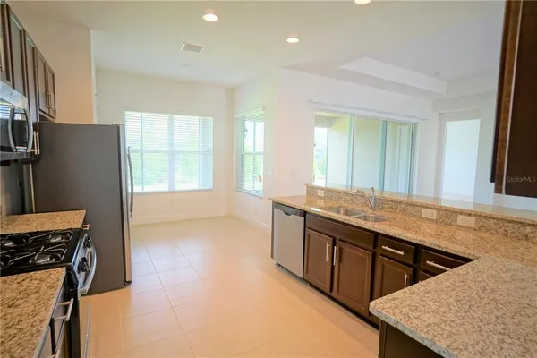 $2,995 | 30835 Spruceberry Court, Wesley Chapel, FL 33543