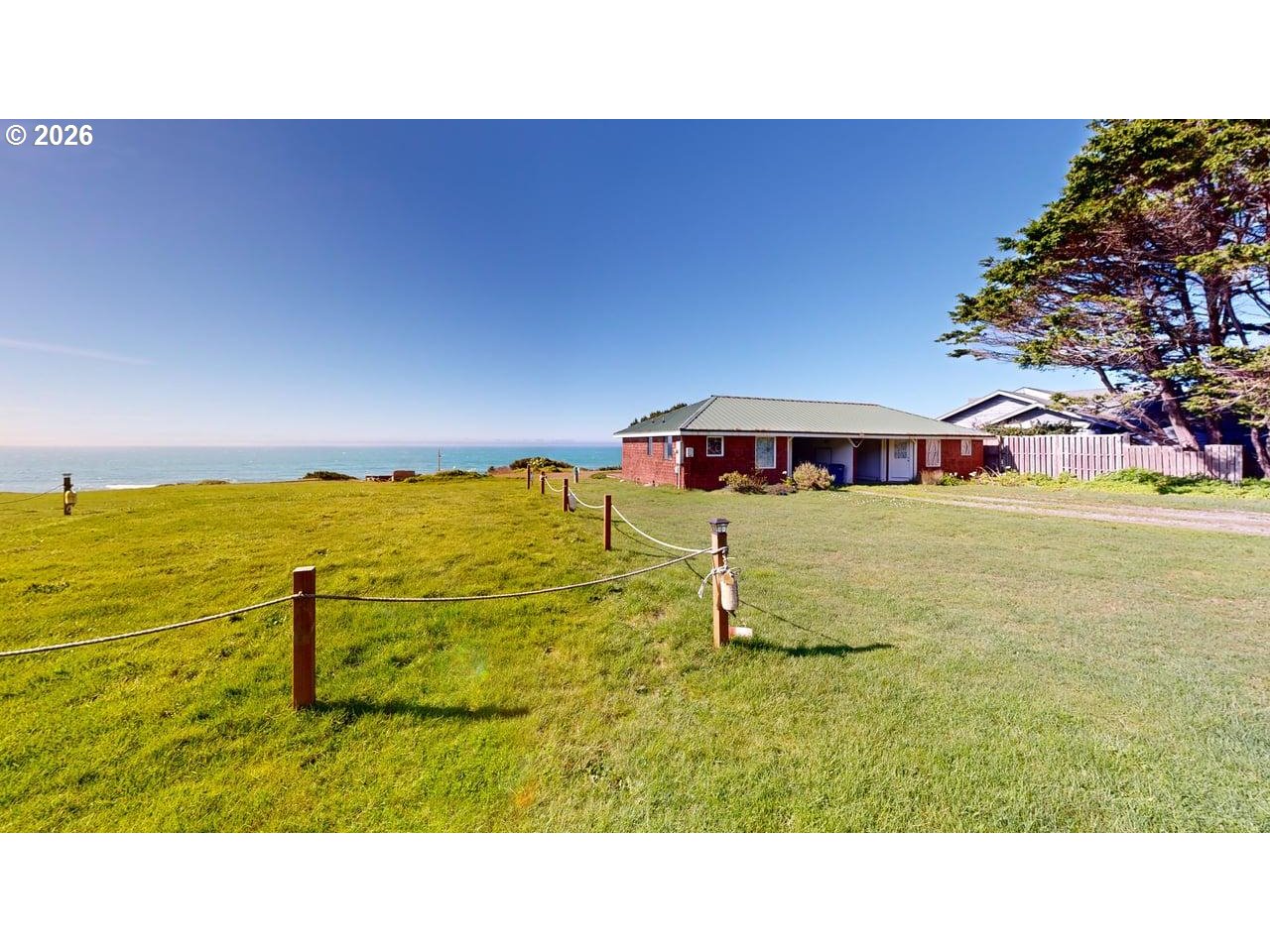 33620 Ophir Road Gold Beach, OR 97444 - Photo 35 of 44 Living Room