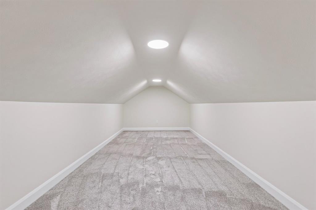 514 Falcon Street New Castle, PA 16101 - Photo 24 of 30 bonus room