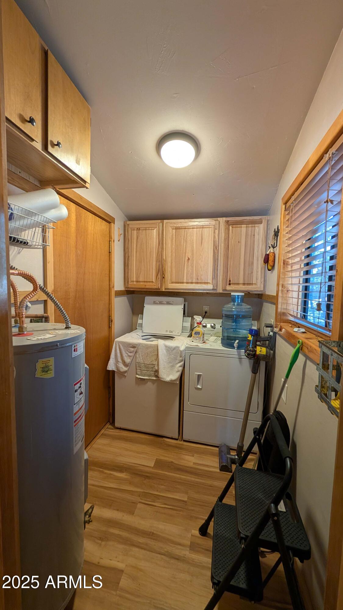 2425 Tall Trees Loop Forest Lakes, AZ 85931 - Photo 21 of 43 a room with wooden floor and furniture