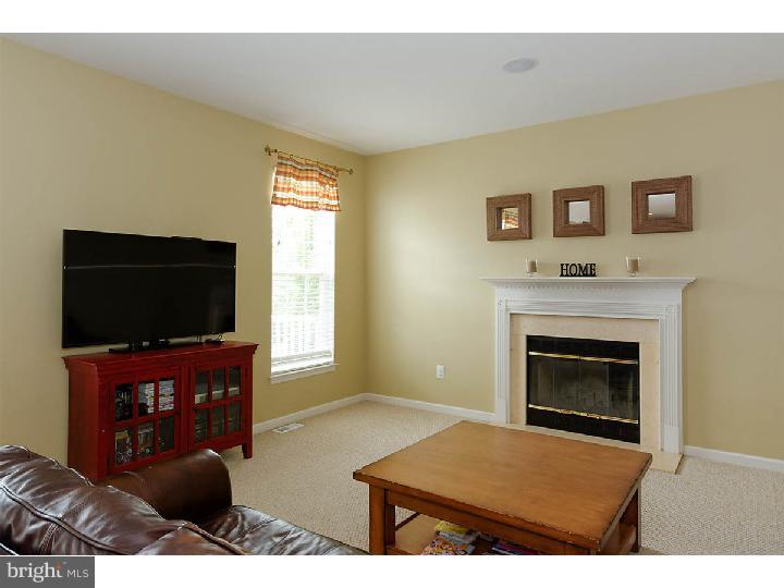 829 Middlesborough Way Mickleton, NJ 08056 - Photo 11 of 25 Family Room