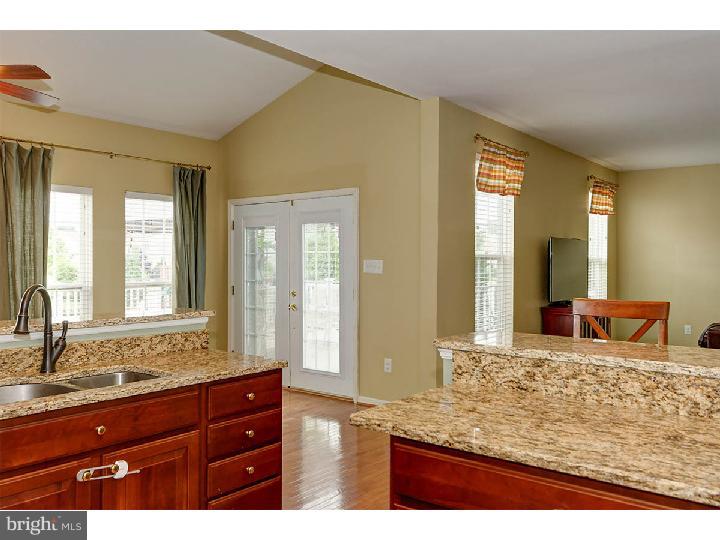 829 Middlesborough Way Mickleton, NJ 08056 - Photo 7 of 25 Kitchen