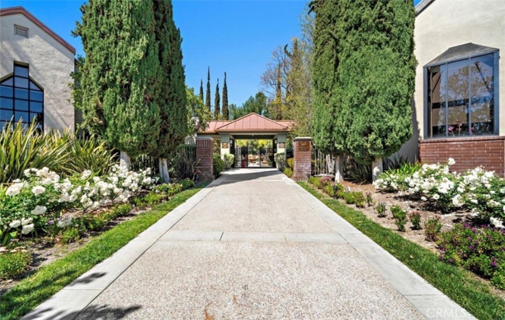 82 Springfield Mission Viejo, CA 92692 - Photo 55 of 68 Entrance to Clubhouse and Amenities