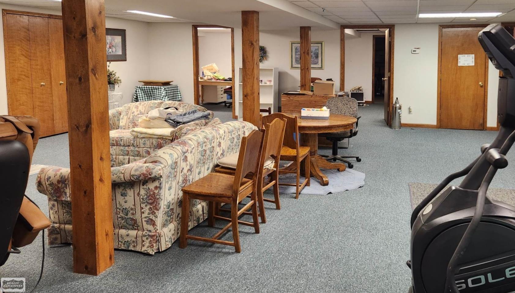 75575 Romeo Plank Road Armada, MI 48005 - Photo 47 of 64 50104387-46.JPG