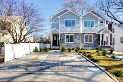 $2,350,000 | 56 Kirkwood Road, Port Washington, NY 11050