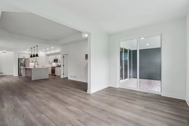 $595,900 | 2125 Bluestem Drive, Unit 102, Waukesha, WI 53188