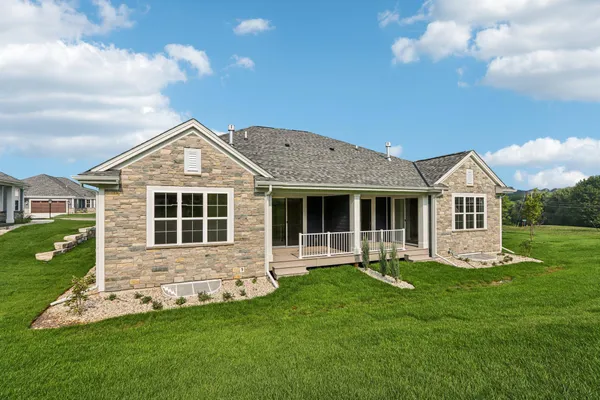 $595,900 | 2125 Bluestem Drive, Unit 102, Waukesha, WI 53188