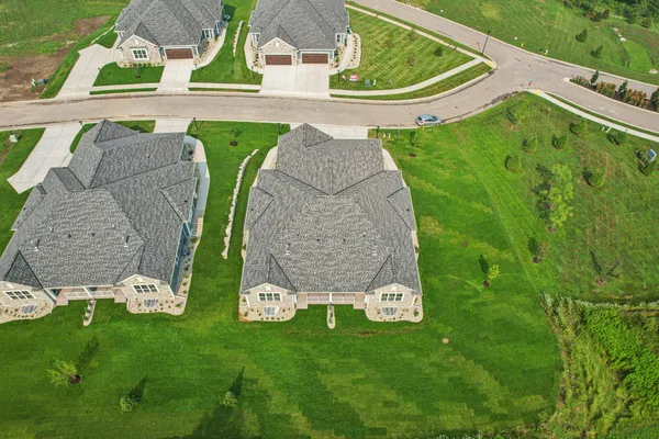$595,900 | 2125 Bluestem Drive, Unit 102, Waukesha, WI 53188