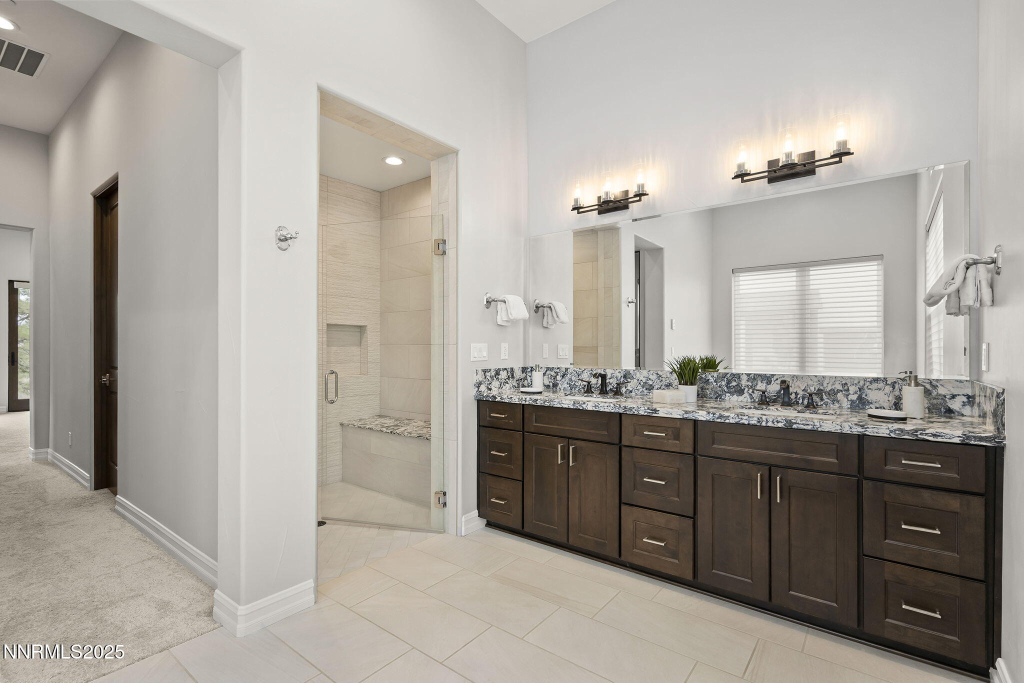 5072 Bordeaux Court Reno, NV 89511 - Photo 18 of 50 Primary Bath