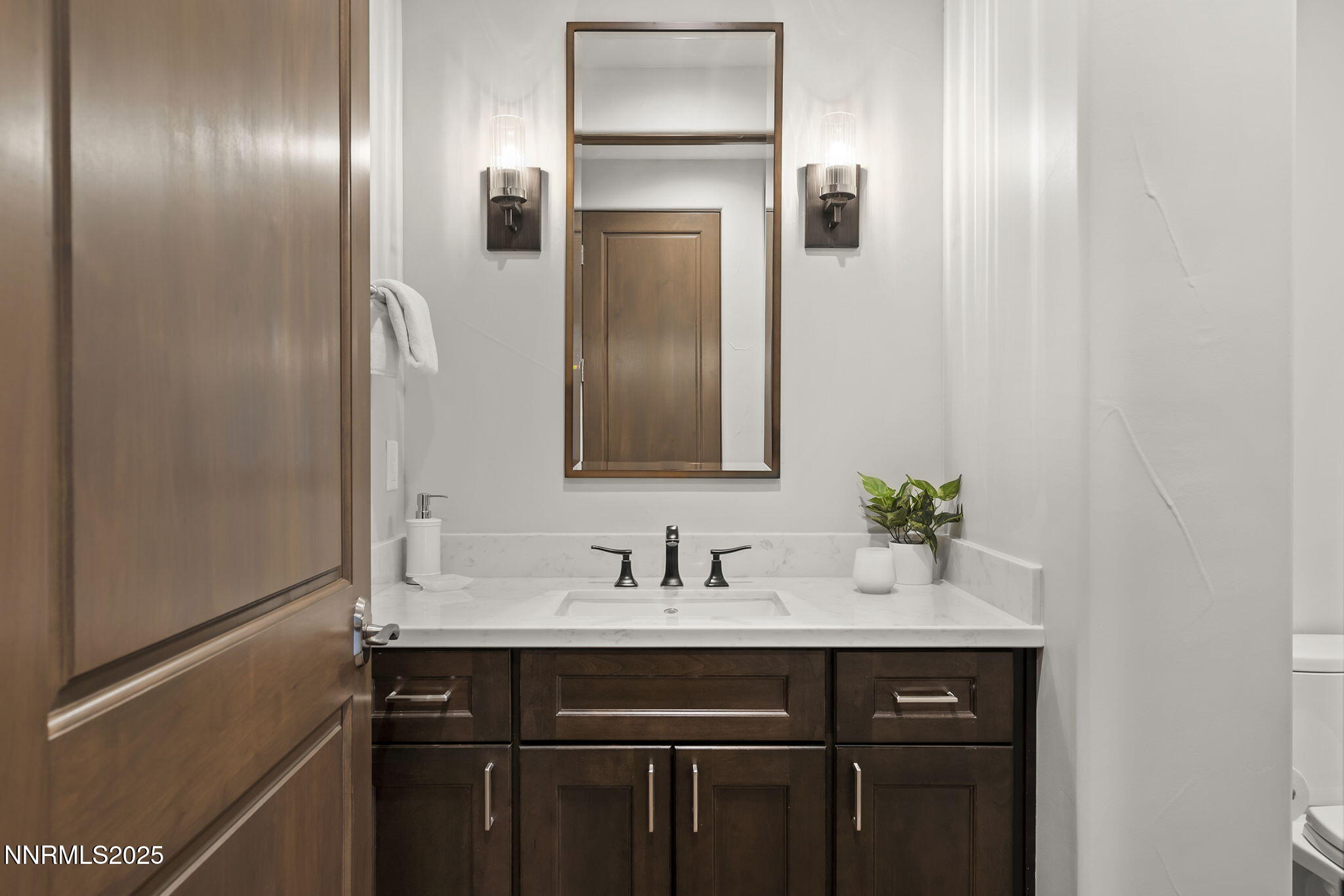 5072 Bordeaux Court Reno, NV 89511 - Photo 23 of 50 Guest half bath