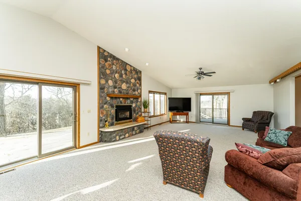 $649,900 | 1397 Soppa Drive, St. Charles, MN 55972