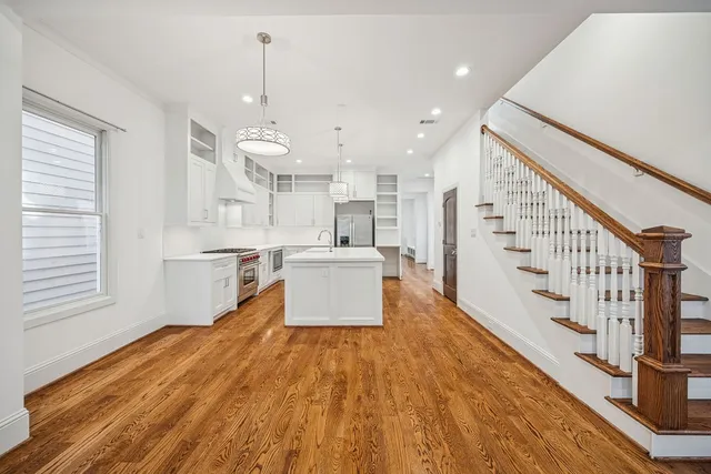 $6,000 | 510 East 27th Street, Houston, TX 77008