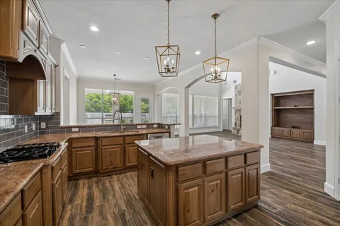 $750,000 | 17402 Lake Chelan Lane, Humble, TX 77346