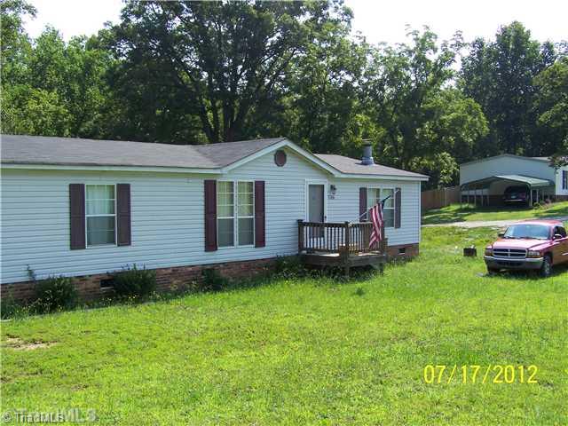1366 Giles Road Lexington, NC 27295 - Photo 1 of 2 Exterior Front.