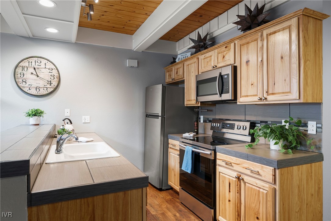 989 Tahoe Boulevard, Unit 61 Incline Village, NV 89451 - Photo 8 of 32