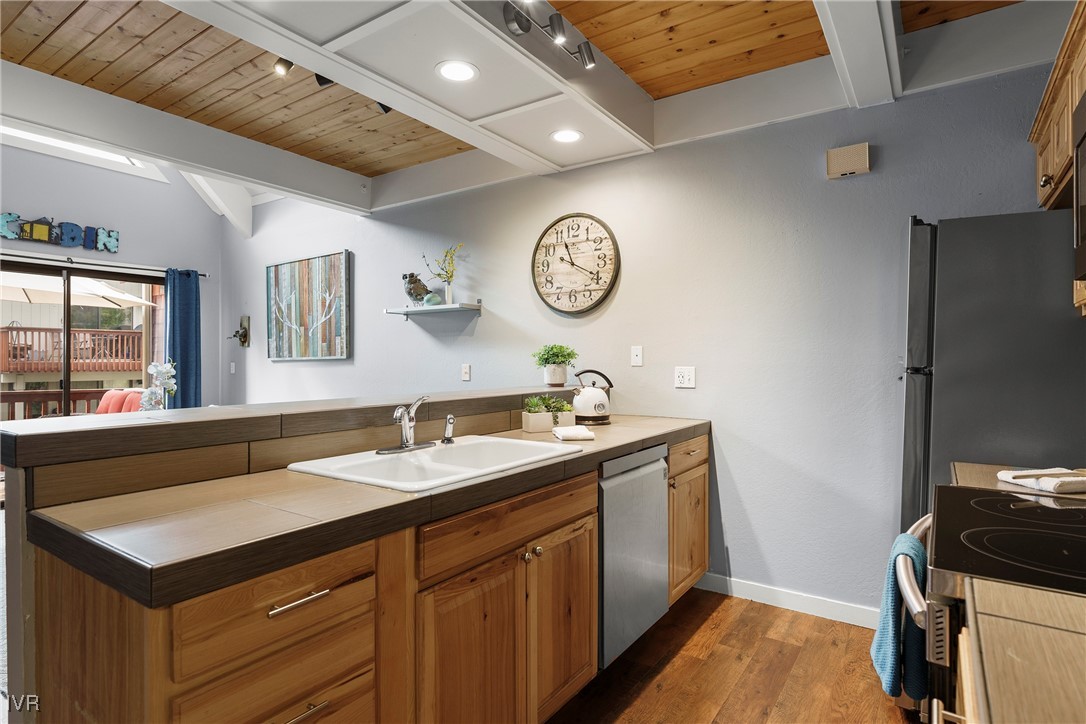 989 Tahoe Boulevard, Unit 61 Incline Village, NV 89451 - Photo 9 of 32