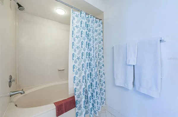 $7,510 | 5801 Bahia Del Mar Circle, Unit 512, St. Petersburg, FL 33715