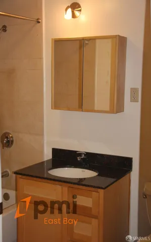 $2,440 | 1501 37th Avenue, Unit B, Oakland, CA 94601