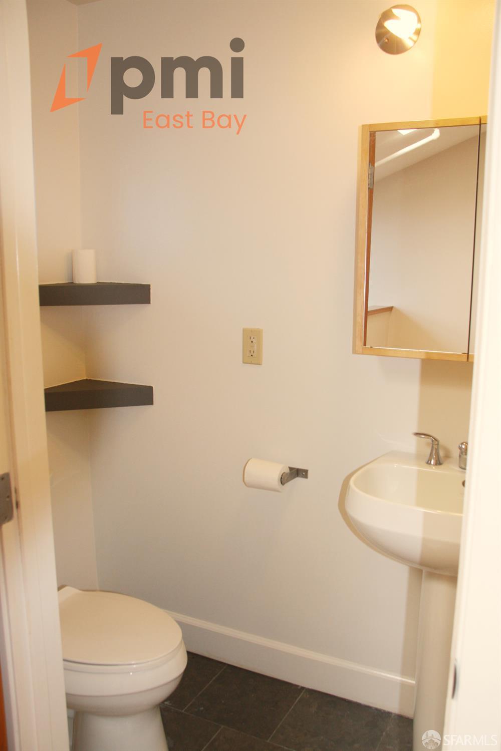 1501 37th Avenue, Unit B Oakland, CA 94601 - Photo 9 of 14