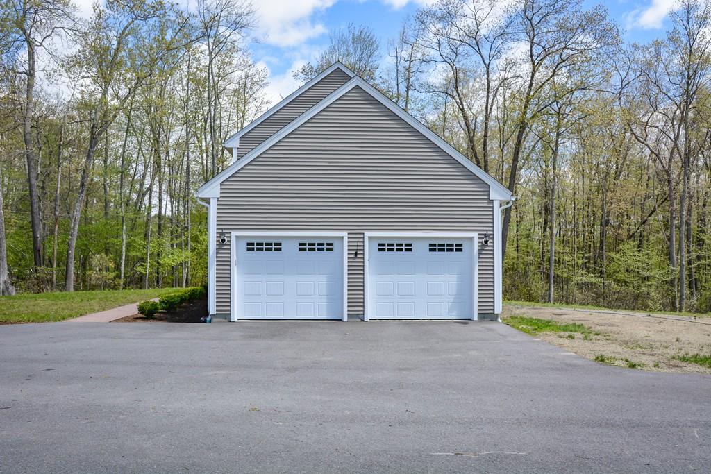 160 Fitchburg Road Townsend, MA 01469 - Photo 4 of 37 Gallery Image 4