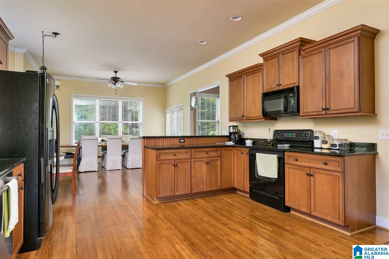 121 Wild Timber Parkway Pelham, AL 35124 - Photo 10 of 29