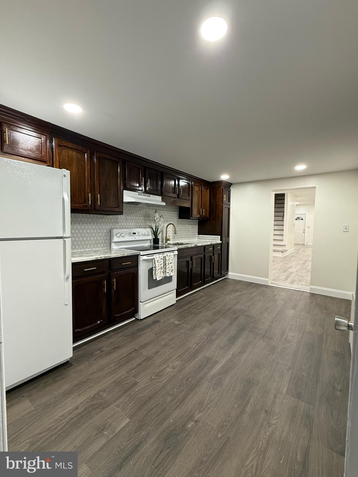 519 South 11th Street Reading, PA 19602 - Photo 3 of 11