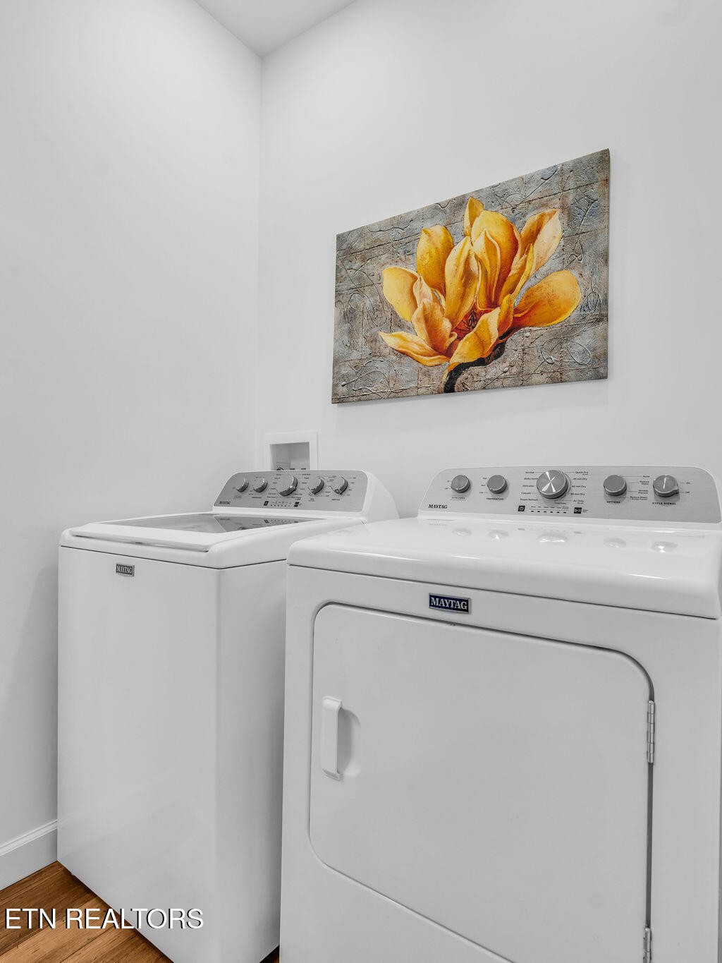 660 Mize Circle Seymour, TN 37865 - Photo 28 of 46 a utility room with washer and dryer