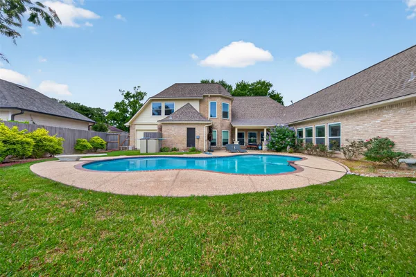 $3,000 | 15106 Dawnbrook Drive, Houston, TX 77068