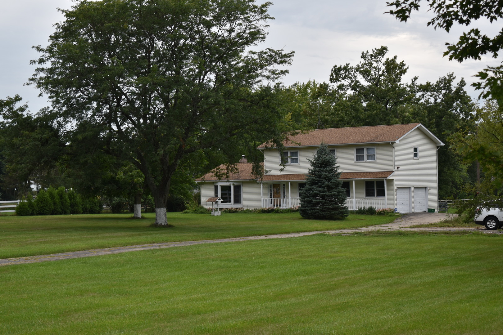 9N716 Chapman Road Hampshire, IL 60140 - Photo 2 of 34