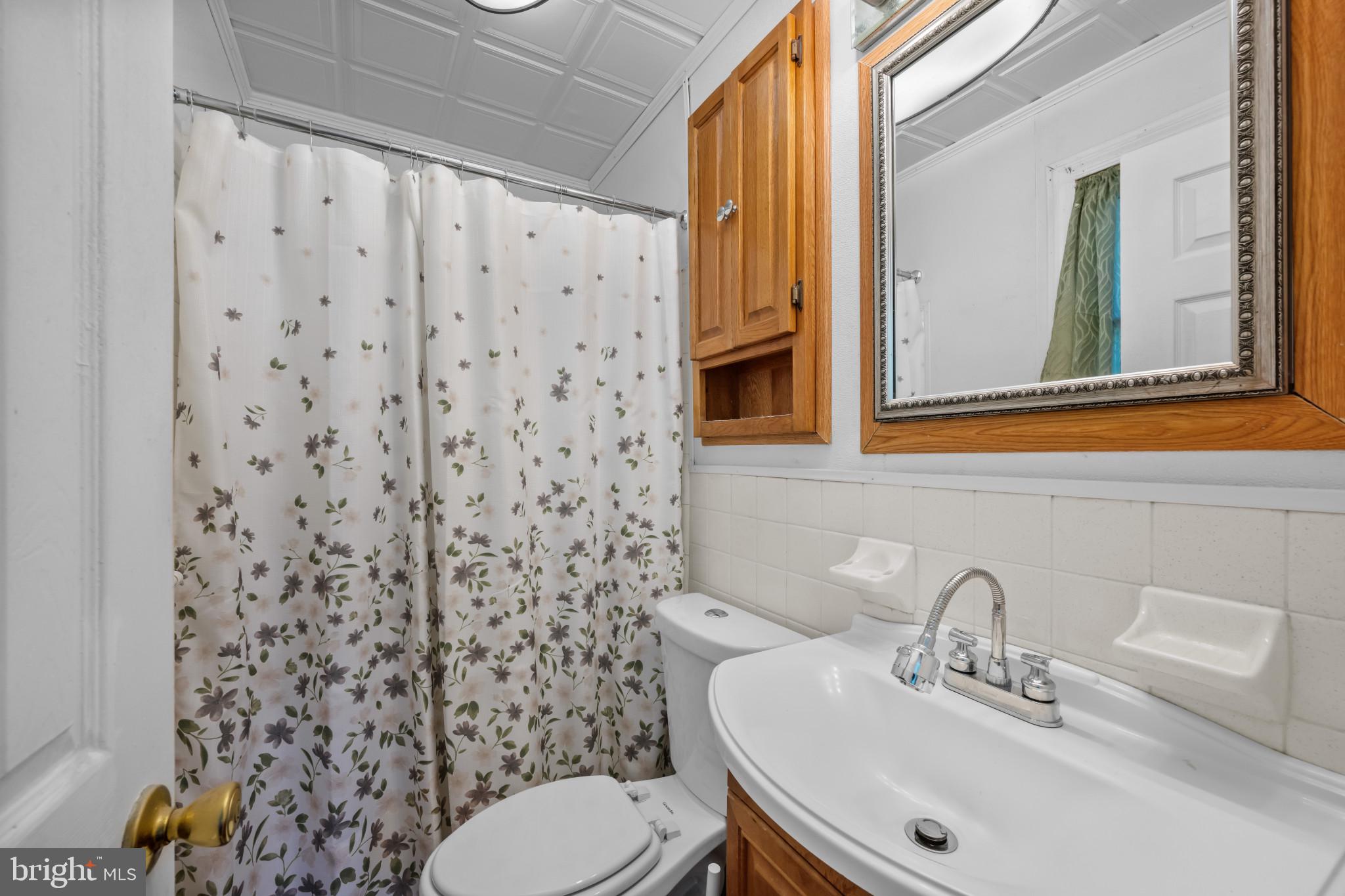 1247 River Bay Road Annapolis, MD 21409 - Photo 12 of 49 Primary Bath