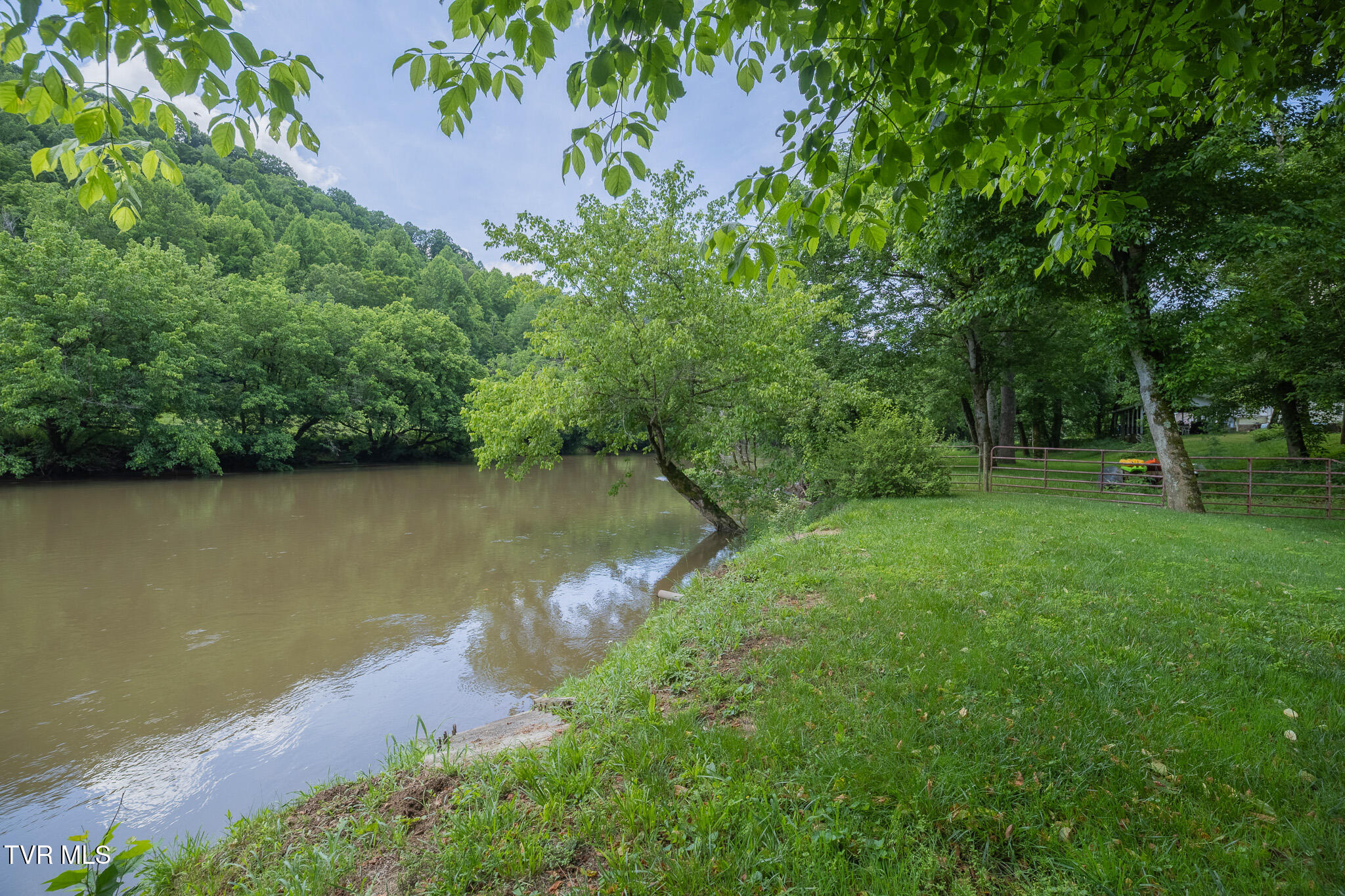 17088 North Fork River Road Abingdon, VA 24210 - Photo 89 of 102 _MG_5516-HDR