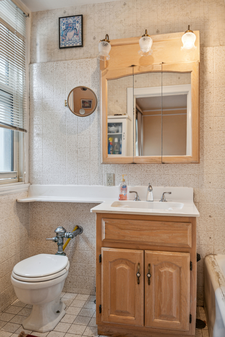 5000 South East End Avenue, Unit 13A Chicago, IL 60615 - Photo 13 of 20