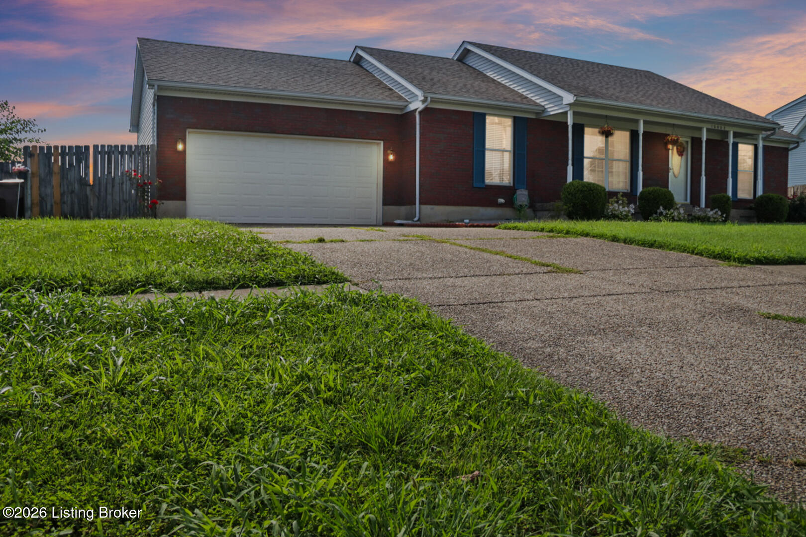 10002 Lancewood Road Louisville, KY 40229 - Photo 1 of 34 20260722_212209430_iOS-VT