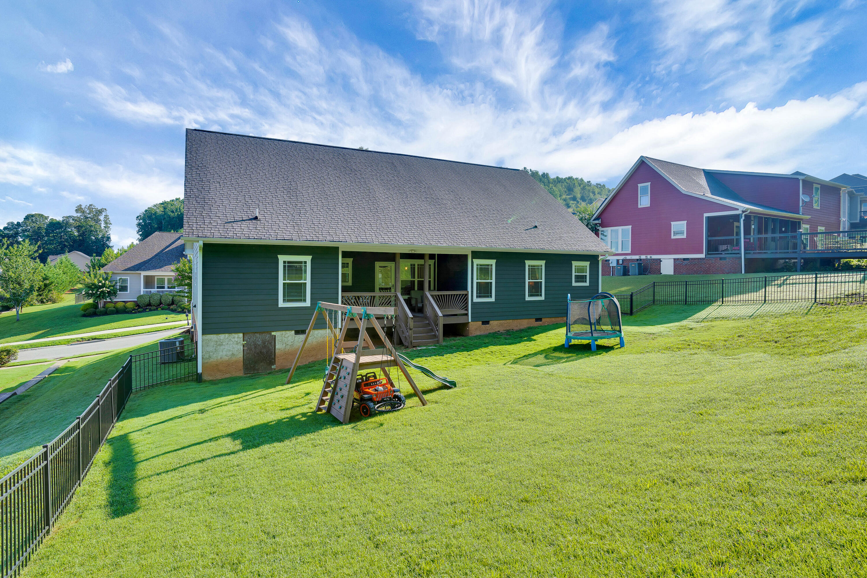 112 Vineyard Boulevard Ringgold, GA 30736 - Photo 29 of 36 112 Vineyard - High Res Photos-36