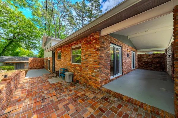 $385,000 | 2128 Glennridge Drive, Tallahassee, FL 32308