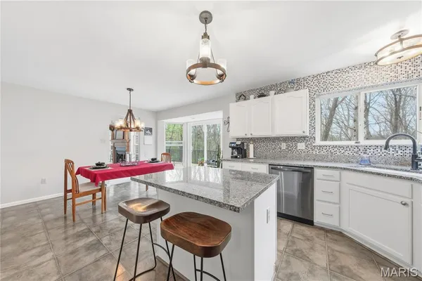 $505,000 | 2245 Meadow Forest Drive, Pacific, MO 63069