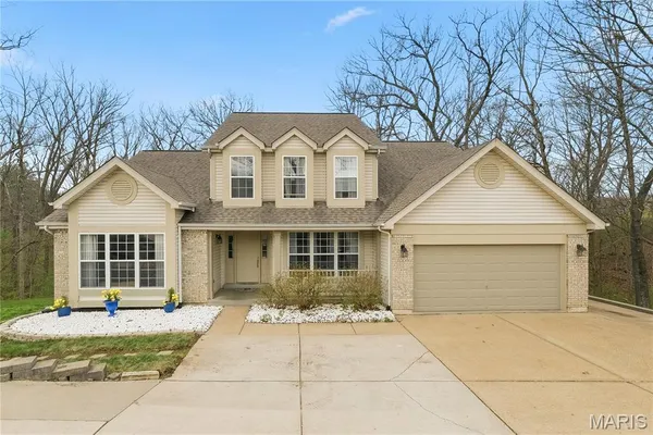 $505,000 | 2245 Meadow Forest Drive, Pacific, MO 63069