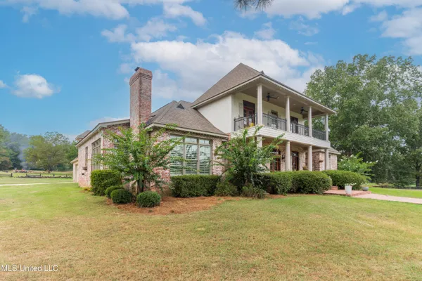 $749,000 | 118 View Pointe Drive, Clinton, MS 39056