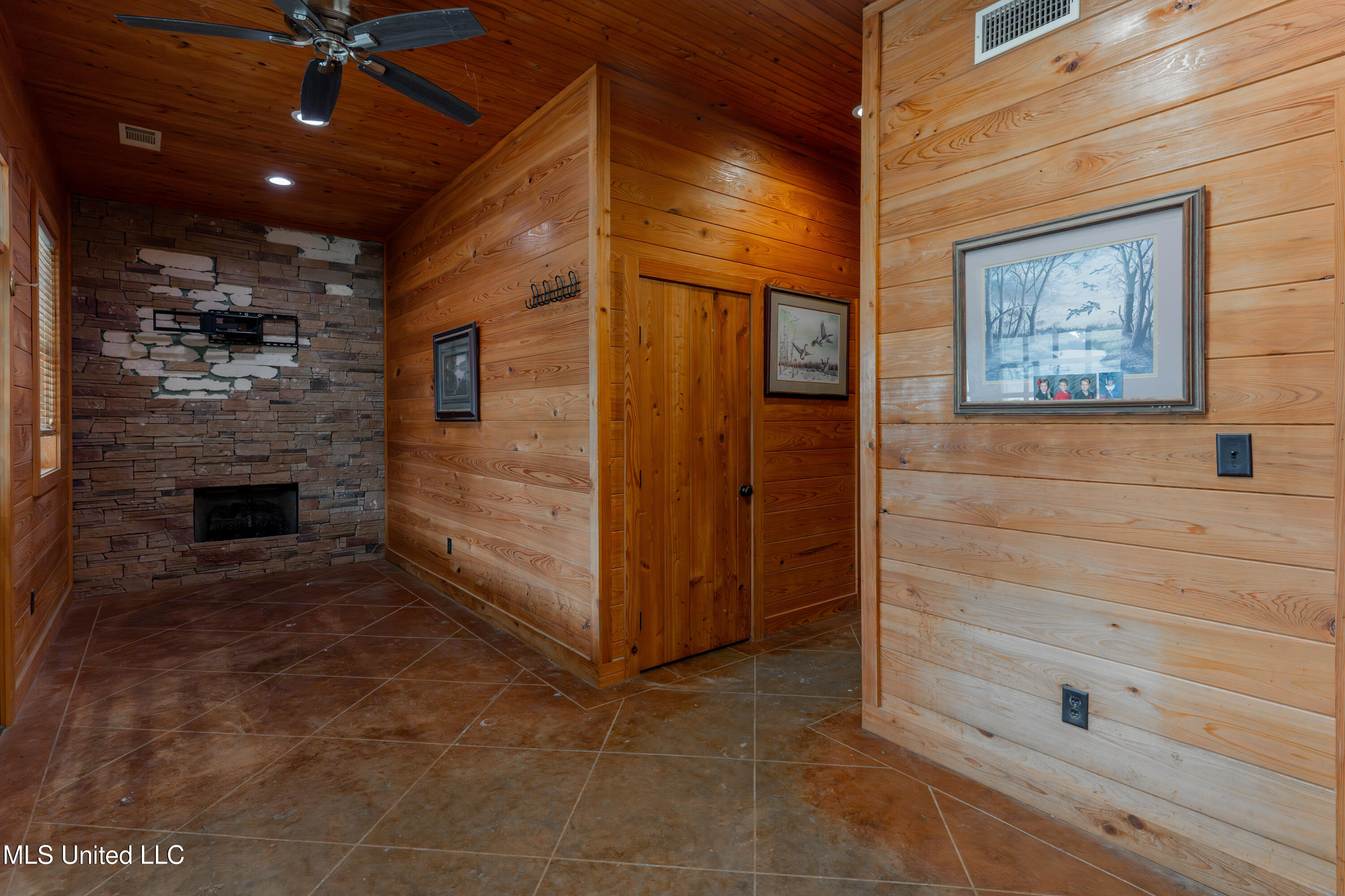 118 View Pointe Drive Clinton, MS 39056 - Photo 83 of 99 Shop1