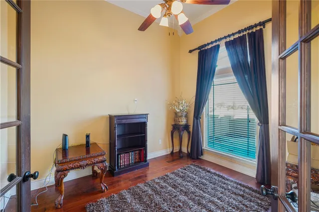 $699,900 | 8401 Lago Vista Drive, Corpus Christi, TX 78414